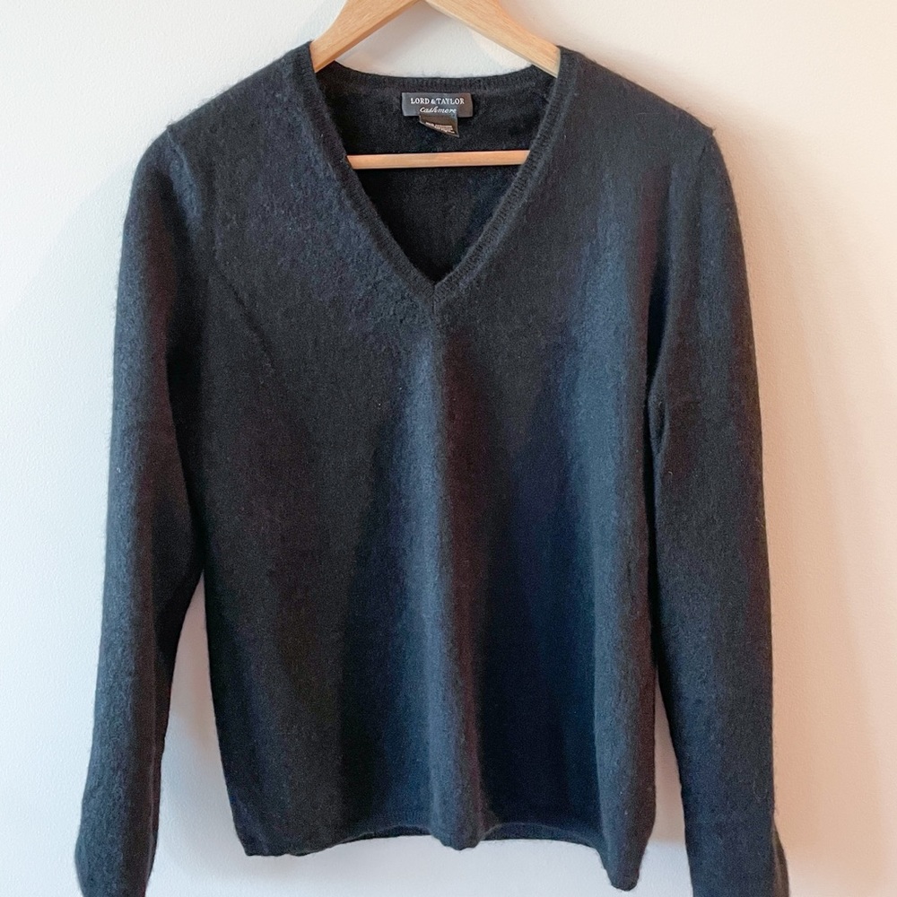 Lord & Taylor cashmere sweater